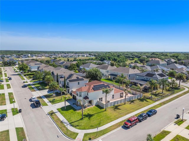 2001 RED BLUFF AVENUE, Apopka, FL 32712