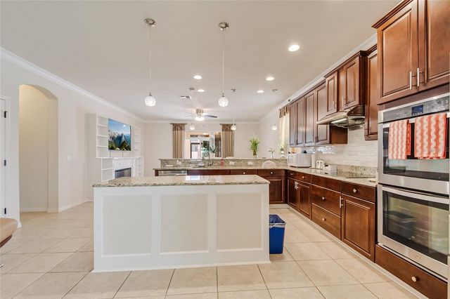 2001 RED BLUFF AVENUE, Apopka, FL 32712