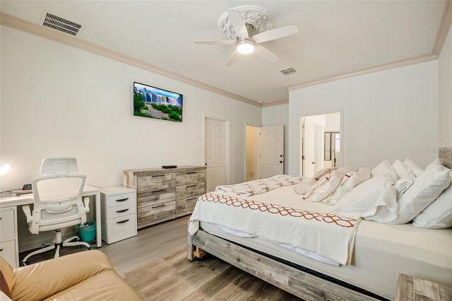 2001 RED BLUFF AVENUE, Apopka, FL 32712