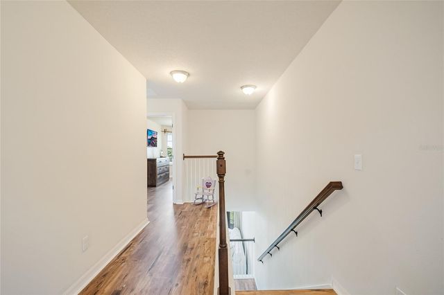 2001 RED BLUFF AVENUE, Apopka, FL 32712