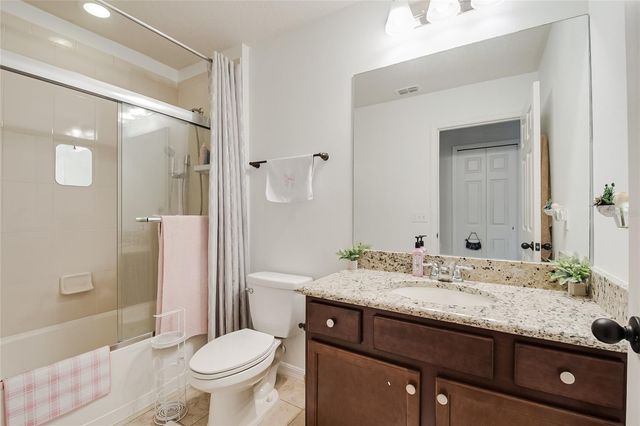 2001 RED BLUFF AVENUE, Apopka, FL 32712