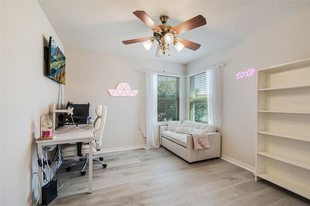 2001 RED BLUFF AVENUE, Apopka, FL 32712