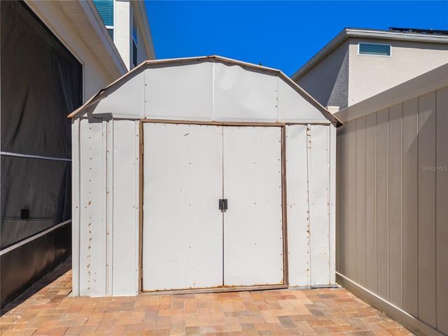 2001 RED BLUFF AVENUE, Apopka, FL 32712