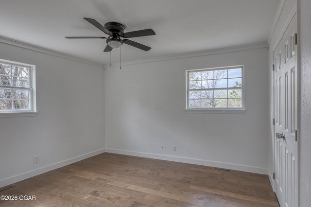 1628 Jefferson Circle, Webb City, MO 64870