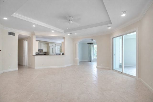 110 Island Plantation Terrace 201, Vero Beach, FL 32963
