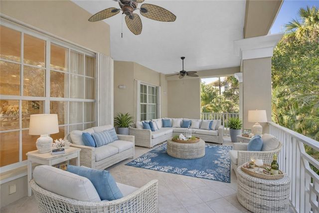 110 Island Plantation Terrace 201, Vero Beach, FL 32963