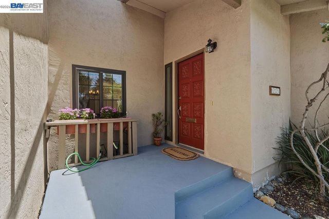 531 Jones Place, Walnut Creek, CA 94597