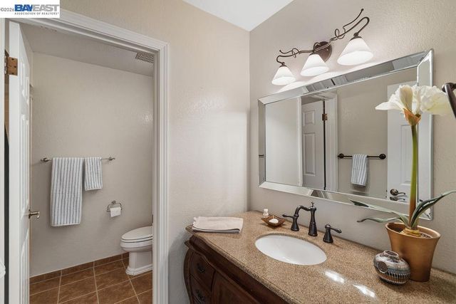 531 Jones Place, Walnut Creek, CA 94597