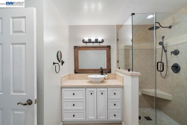 531 Jones Place, Walnut Creek, CA 94597