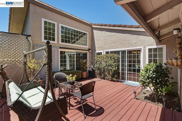 531 Jones Place, Walnut Creek, CA 94597