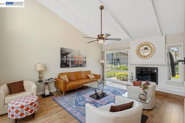 531 Jones Place, Walnut Creek, CA 94597
