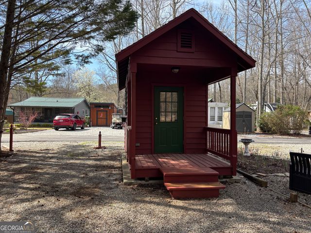 496 Hidden Valley Road, Cleveland, GA 30528