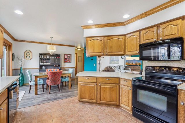 6156 Gwen Lane, Allenton, WI 53002