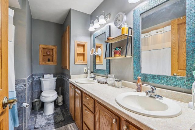 6156 Gwen Lane, Allenton, WI 53002