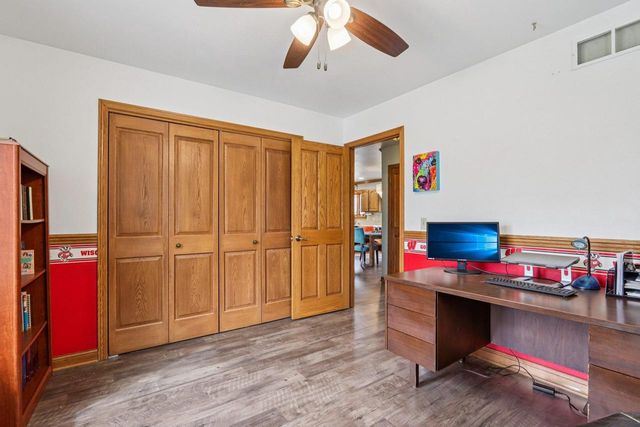 6156 Gwen Lane, Allenton, WI 53002