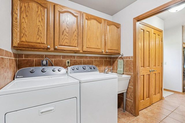 6156 Gwen Lane, Allenton, WI 53002