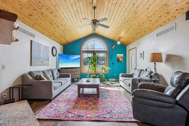 6156 Gwen Lane, Allenton, WI 53002