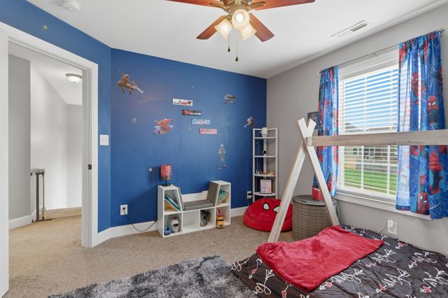 567 Larkspur Dr, Clarksville, TN 37043