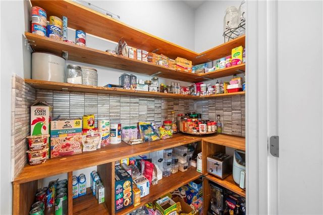 4807 NW 141st Street, Platte City, MO 64079