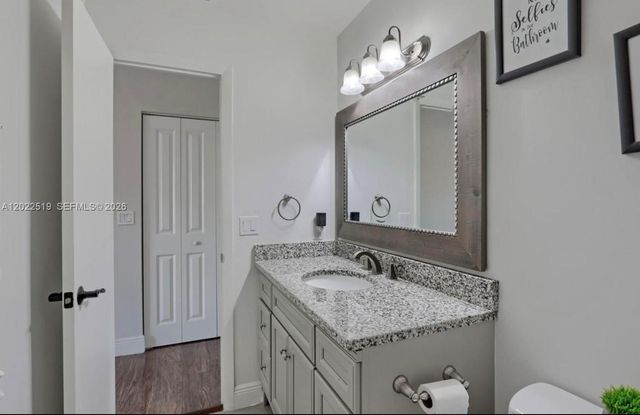 876 Gardenia Dr, Royal Palm Beach, FL 33411