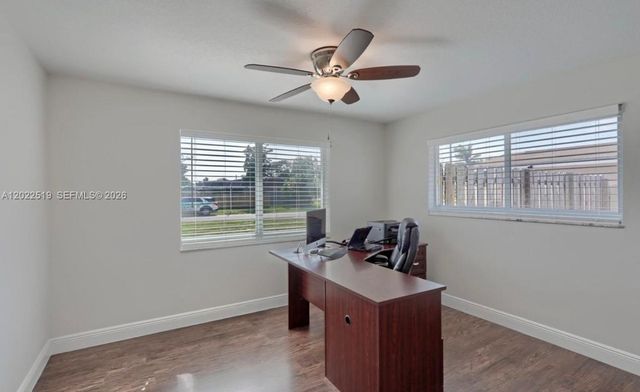876 Gardenia Dr, Royal Palm Beach, FL 33411