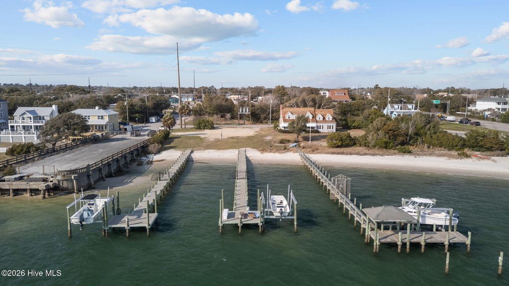 Image 12 of property listing at 2315 Evans Street, Morehead City, NC 28557