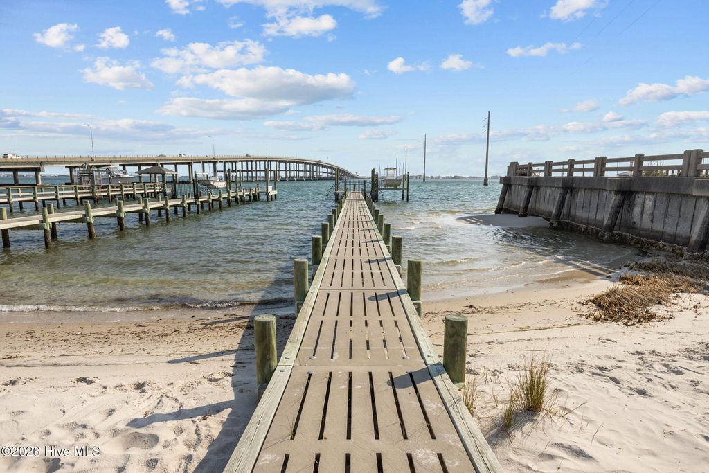 Image 13 of property listing at 2315 Evans Street, Morehead City, NC 28557
