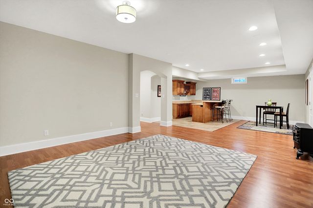 7634 The Commons, Zionsville, IN 46077