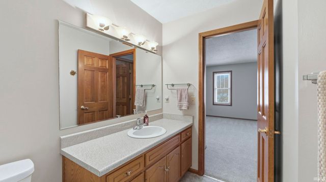 2101 White Plains Court, Fort Wayne, IN 46815