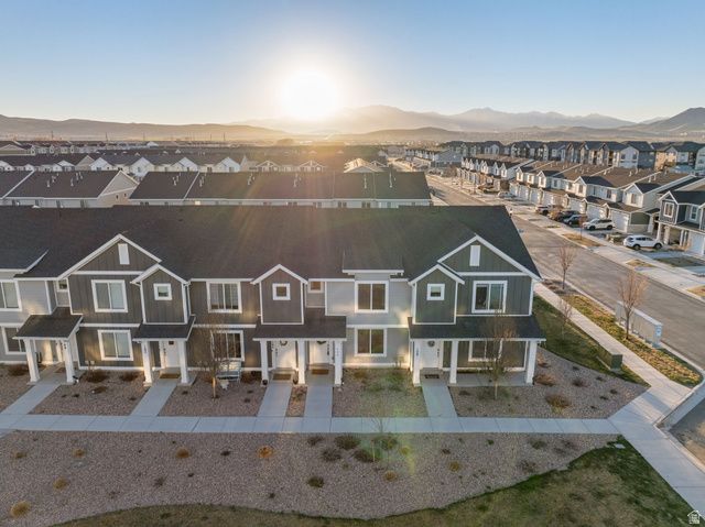 106 N HEADING ROW, Saratoga Springs, UT 84045