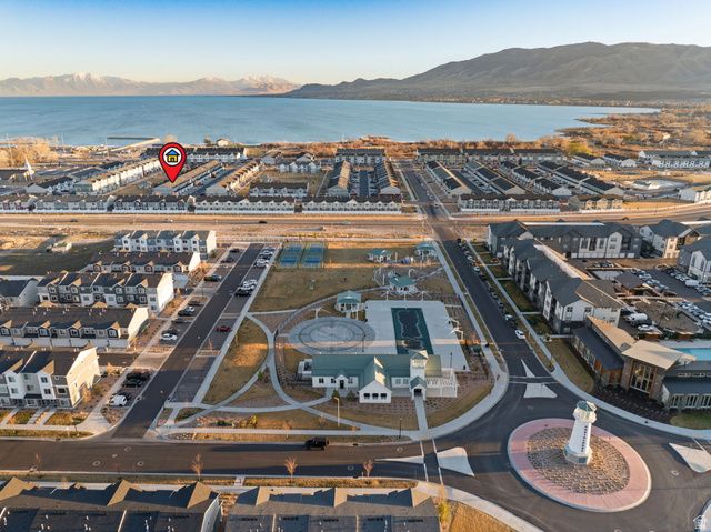 106 N HEADING ROW, Saratoga Springs, UT 84045