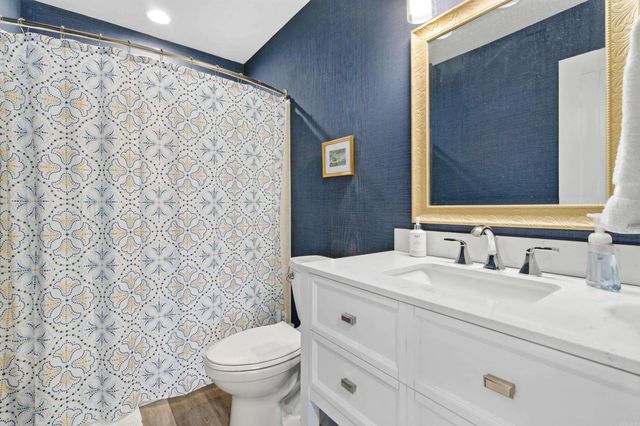 1141 Twin Points Rd Road, Hot Springs, AR 71913