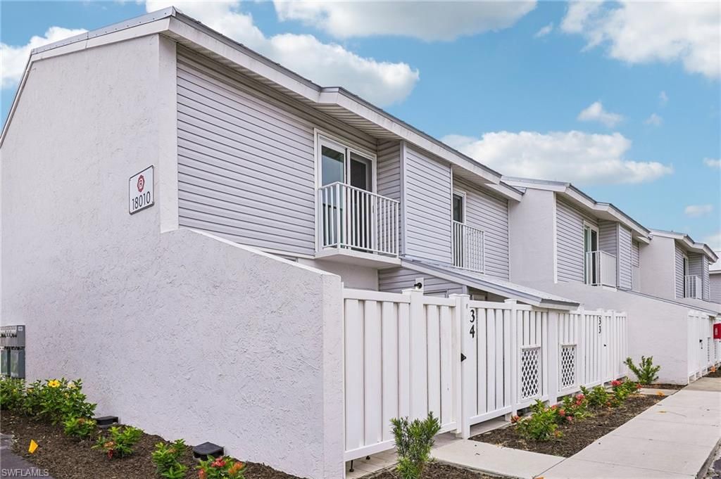 18010 San Carlos BLVD 33, FORT MYERS BEACH, FL 33931 — photo 2
