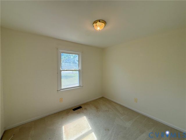 4512 Greenbriar Dr, Chester, VA 23831