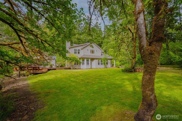 6127 Lemon Road NE, Olympia, WA 98506