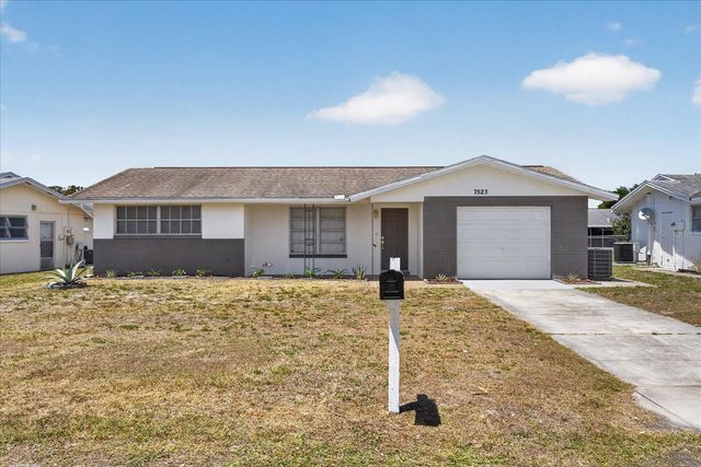 7523 BRIARWOOD DRIVE, Port Richey, FL 34668