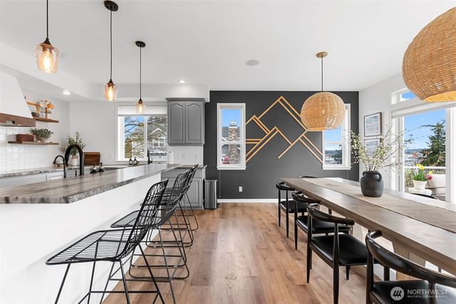 2411 SW Freund Street, Oak Harbor, WA 98277