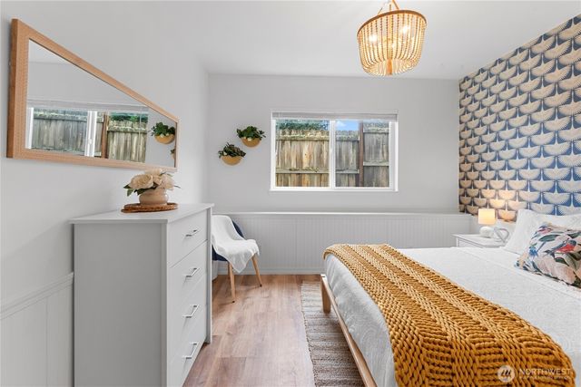 2411 SW Freund Street, Oak Harbor, WA 98277