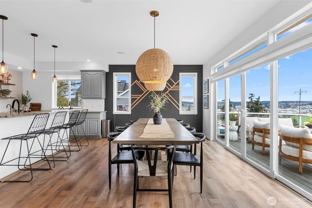 2411 SW Freund Street, Oak Harbor, WA 98277