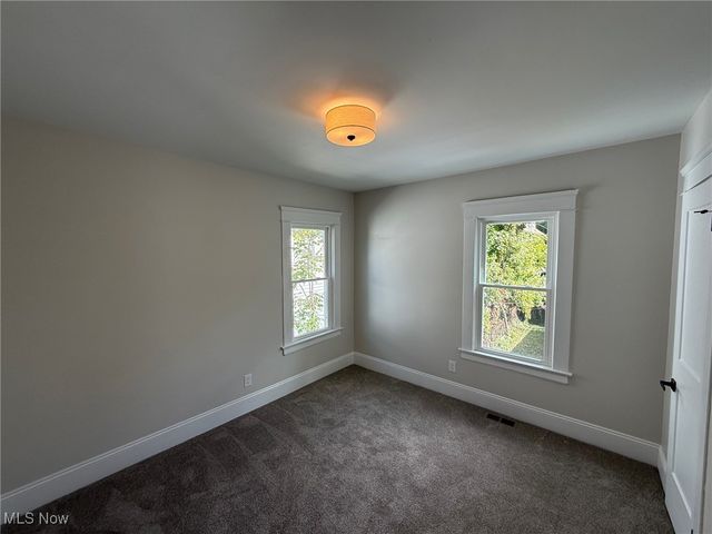 2185 Rexwood Road, Cleveland Heights, OH 44118