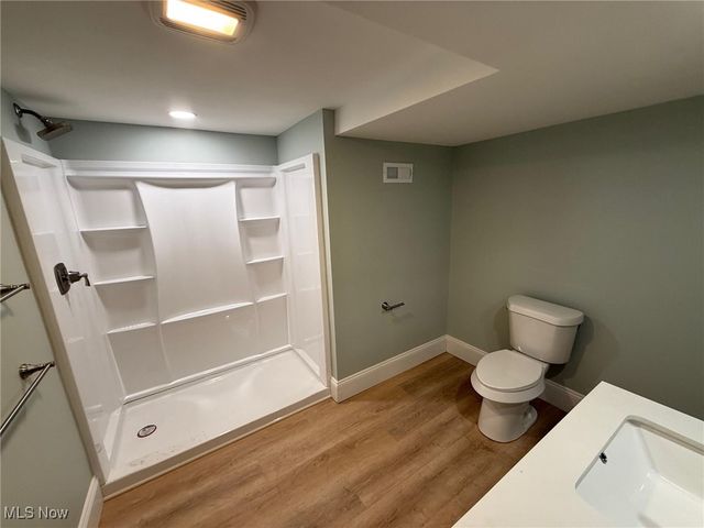 2185 Rexwood Road, Cleveland Heights, OH 44118