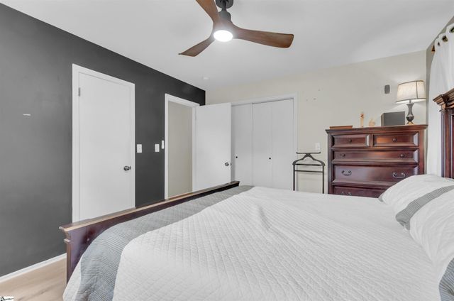 202 Hazelwood Avenue, Anderson, SC 29626