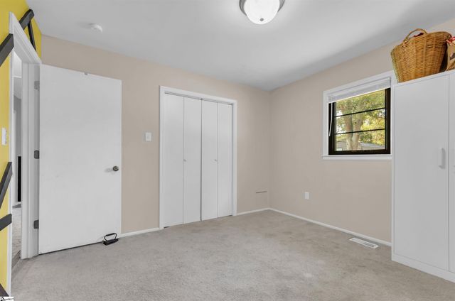 202 Hazelwood Avenue, Anderson, SC 29626