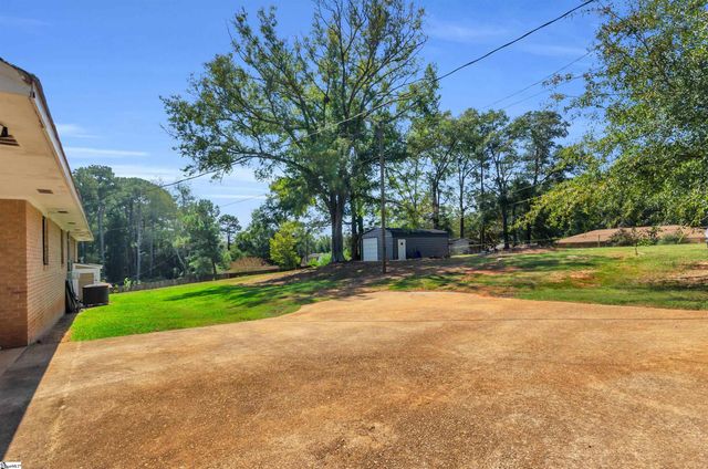 202 Hazelwood Avenue, Anderson, SC 29626