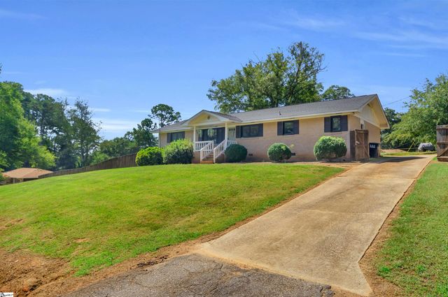 202 Hazelwood Avenue, Anderson, SC 29626