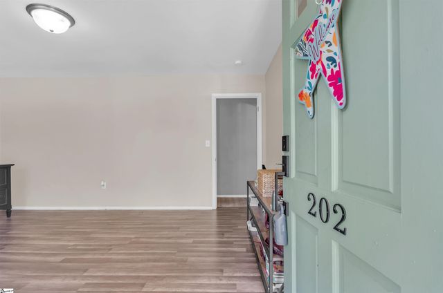 202 Hazelwood Avenue, Anderson, SC 29626