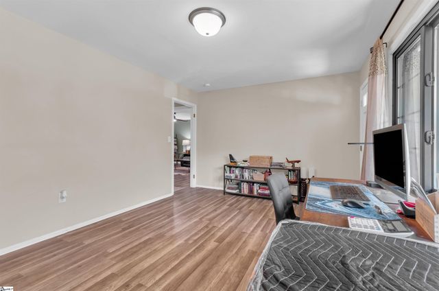 202 Hazelwood Avenue, Anderson, SC 29626