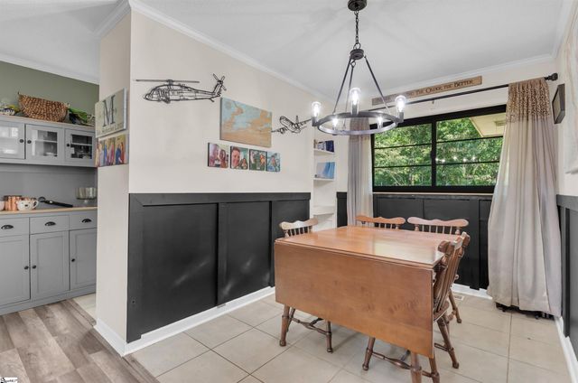 202 Hazelwood Avenue, Anderson, SC 29626