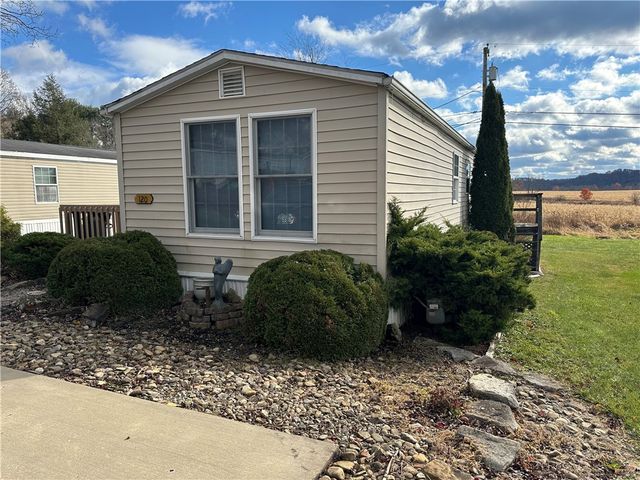 120 Linwood Dr, Buffalo Twp, PA 16055