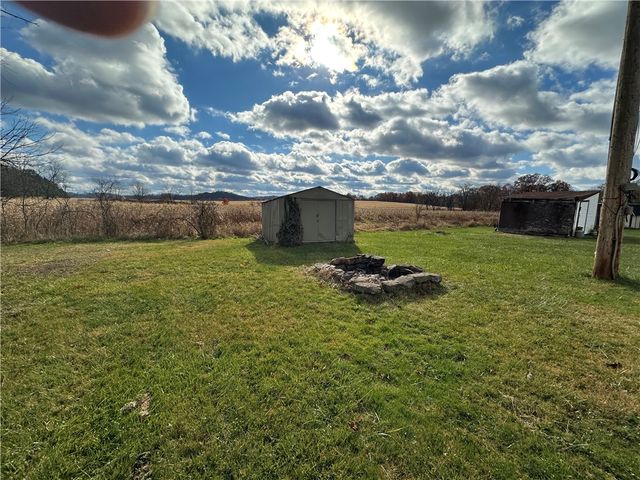 120 Linwood Dr, Buffalo Twp, PA 16055